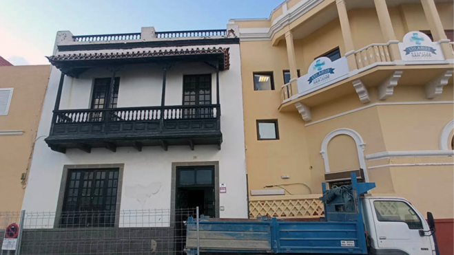 La Casa de Apolinario macías, cerca de ser BIC. / Mi playa de Las Canteras La Casa de Apolinario macías, cerca de ser BIC. / Mi playa de Las Canteras