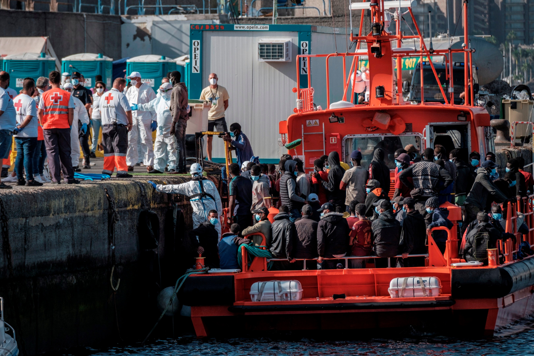 ¿qué Pasa Con Los Inmigrantes Cuando Llegan A España En Situación Irregular 