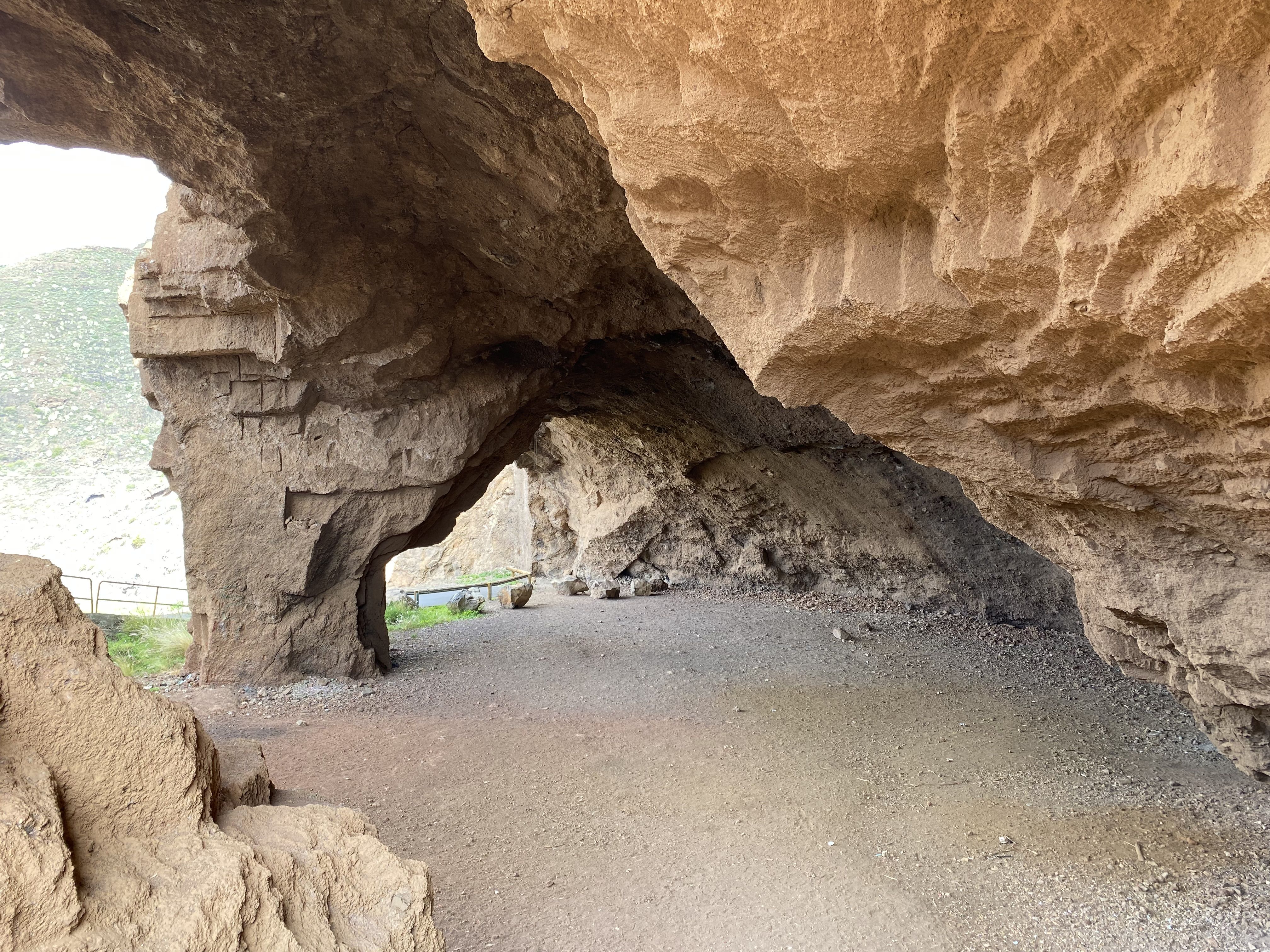 Cueva Roja: un enclave turístico de Santa Cruz abandonado en el tiempo