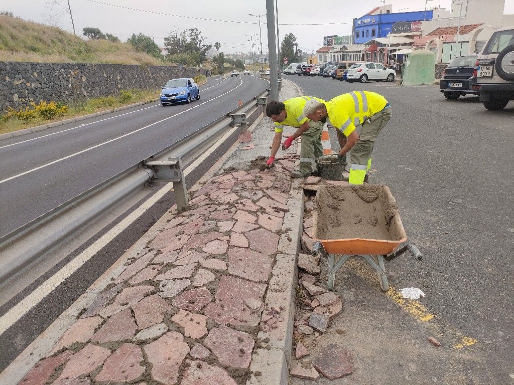 El Cabildo De Tenerife Comienza A Acondicionar Los Márgenes De La TF-31 ...