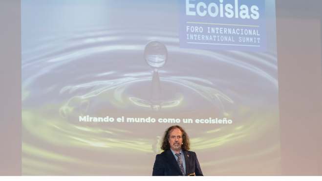 Manuel Maqueda inauguró el 'I Foro Ecoislas' arranca en Infecar para hablar de renovables, cambio global y sostenibilidad./ Cabildo de Gran Canaria