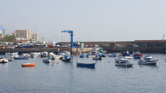 Muelle pesquero de Candelaria./ Cedida