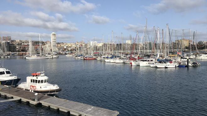 Embarcaciones atacadas en el Muelle Deportivo de la bahía capitalina. / AH Embarcaciones atacadas en el Muelle Deportivo de la bahía capitalina. / AH
