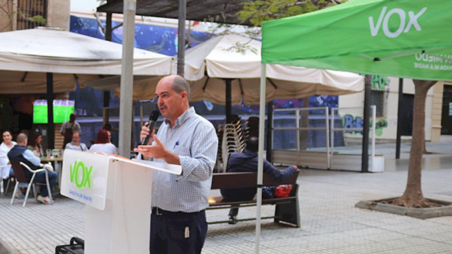 Alejandro Gómez, candidato de VOX durante la campaña a la alcaldía de Santa Cruz de Tenerife en 2023./ VOX