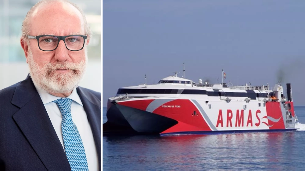 A la izquierda, Luis Martín, socio de Abencys que ha emitido el informe de valoración de Naviera Armas. A la derecha, un barco de la compañía./ MONTAJE AH A la izquierda, Luis Martín, socio de Abencys que ha emitido el informe de valoración de Naviera Armas. A la derecha, un barco de la compañía./ MONTAJE AH