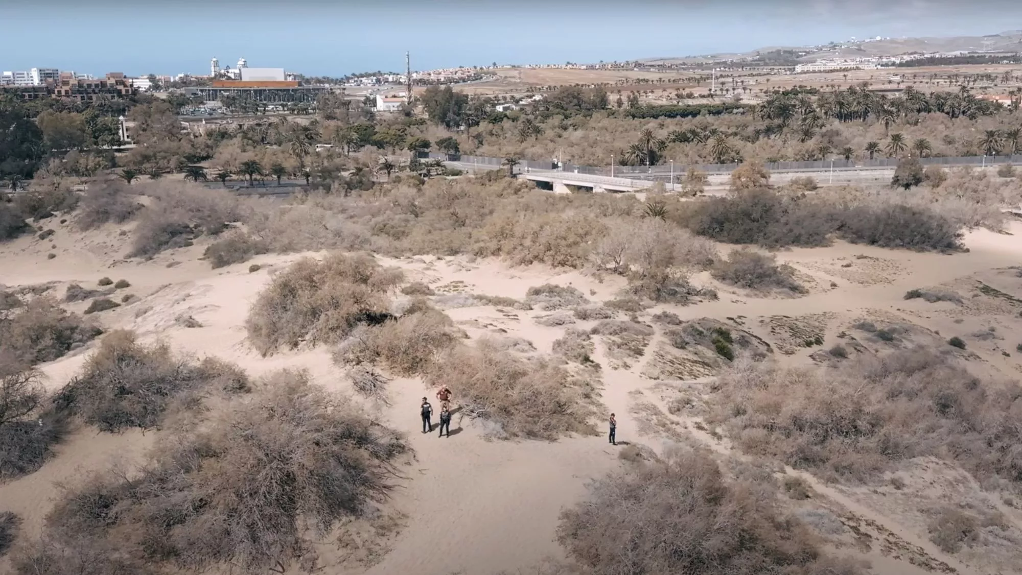 El cabildo impone 120 sanciones hasta julio por transitar y acampar de las  Dunas de Maspalomas