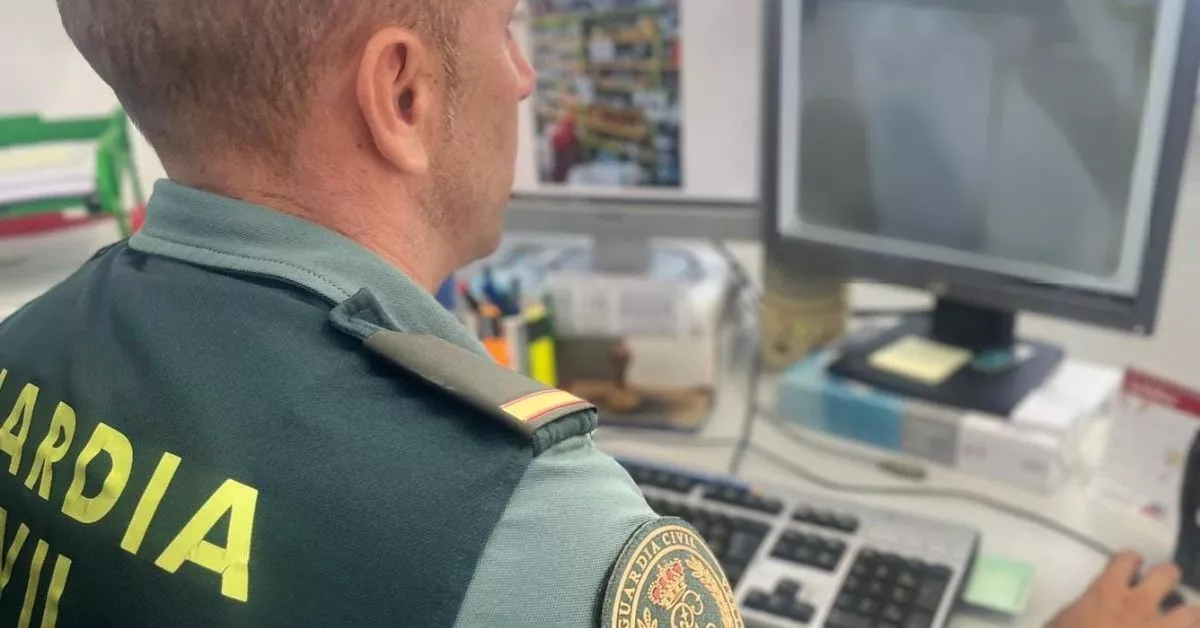 AUGC Guardia Civil 🇪🇸 on X: Tener que sujetar el techo del