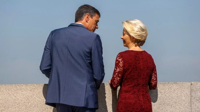 Pedro Sanchez con Ursula van der Leyen / EFE