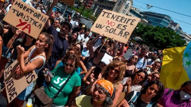 La gran expectación por la manifestación del sábado 20A augura un gran afluencia de personas en la concentración de Tenerife./ AH. La gran expectación por la manifestación del sábado 20A augura un gran afluencia de personas en la concentración de Tenerife./ AH.