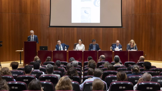 Presentación del Libro blanco de la economía social en Canarias. / MIGUEL BARRETO-EFE