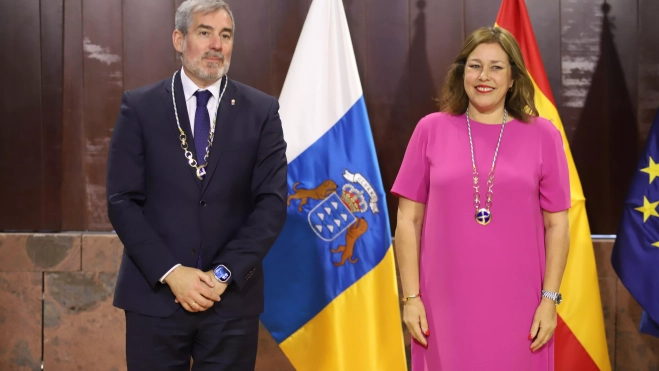 Fernando Clavijo y Astrid Pérez. / GOBIERNO DE CANARIAS