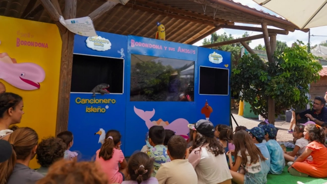 Niños y niñas en el cancionero isleño de la Feria de Ganado / CABILDO DE GRAN CANARIA