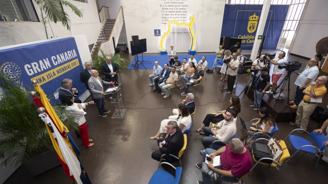 El patio de la Casa Palacio del Cabildo acogió la rueda de prensa. / DAVID DELFOUR-CABILDO DE GRAN CANARIA