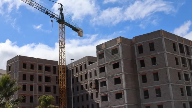 Edificación de viviendas destinadas al alquiler en Tenerife. / ATLÁNTICO HOY