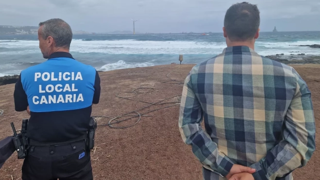 Un agente de la Policía Local y el alcalde de Telde / AYUNTAMIENTO DE TELDE