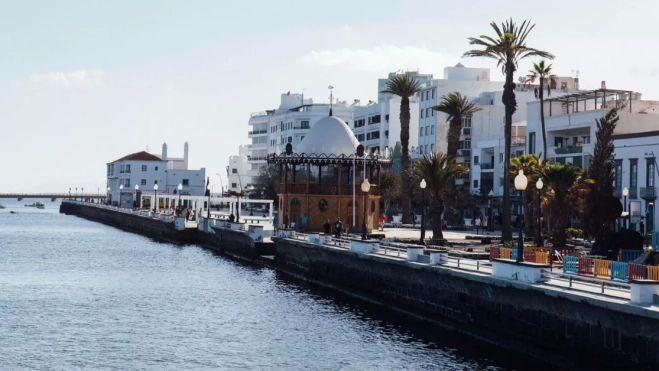 Imagen de Arrecife / HOLA ISLAS CANARIAS