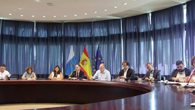 Primera reunión de la Comisión Canaria de Acción Climática y Energía.AINOHA CRUZ AH