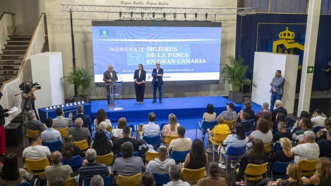 Imagen del patio del Cabildo durante el acto. / DAVID DELFOUR-CABILDO DE GRAN CANARIA