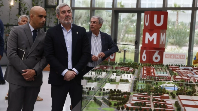 Clavijo, durante la visita a la Universidad Mohamed VI Politécnico (UM6P). / AH