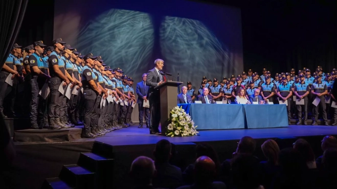 Fernando Clavijo, presidente de Canarias, durante su intervención en el Teatro de El Sauzal. / AH