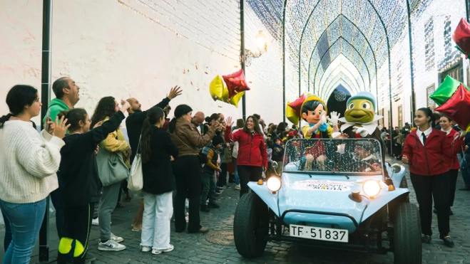 Papá Noel irá acompañado de personajes conocidos de la animación / AYUNTAMIENTO DE LA LAGUNA Papá Noel irá acompañado de personajes conocidos de la animación / AYUNTAMIENTO DE LA LAGUNA