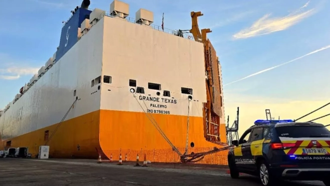 La peculiar popa del 'Grande Texas', uno de los buques señeros de la naviera italiana Grimaldi. / AH La peculiar popa del 'Grande Texas', uno de los buques señeros de la naviera italiana Grimaldi. / AH