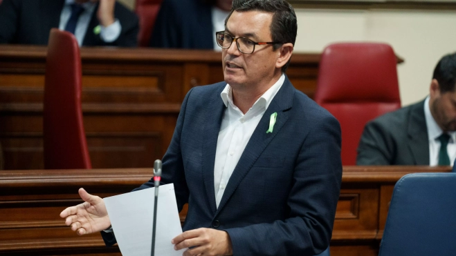 -El consejero de Obras Públicas, Vivienda y Movilidad del Gobierno de Canarias, Pablo Rodríguez. / RAMON DE LA ROCHA-EFE -El consejero de Obras Públicas, Vivienda y Movilidad del Gobierno de Canarias, Pablo Rodríguez. / RAMON DE LA ROCHA-EFE