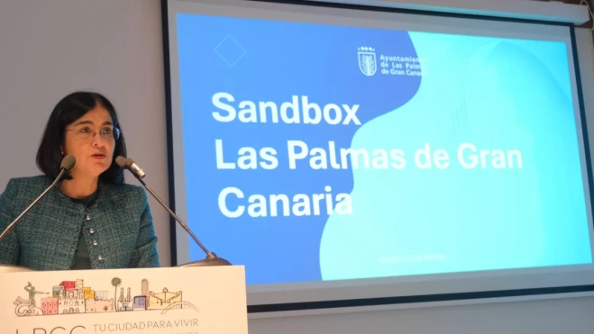 La alcaldesa Carolina Darias durante la presentación del Sandbox / AYUNTAMIENTO DE LAS PALMAS La alcaldesa Carolina Darias durante la presentación del Sandbox / AYUNTAMIENTO DE LAS PALMAS