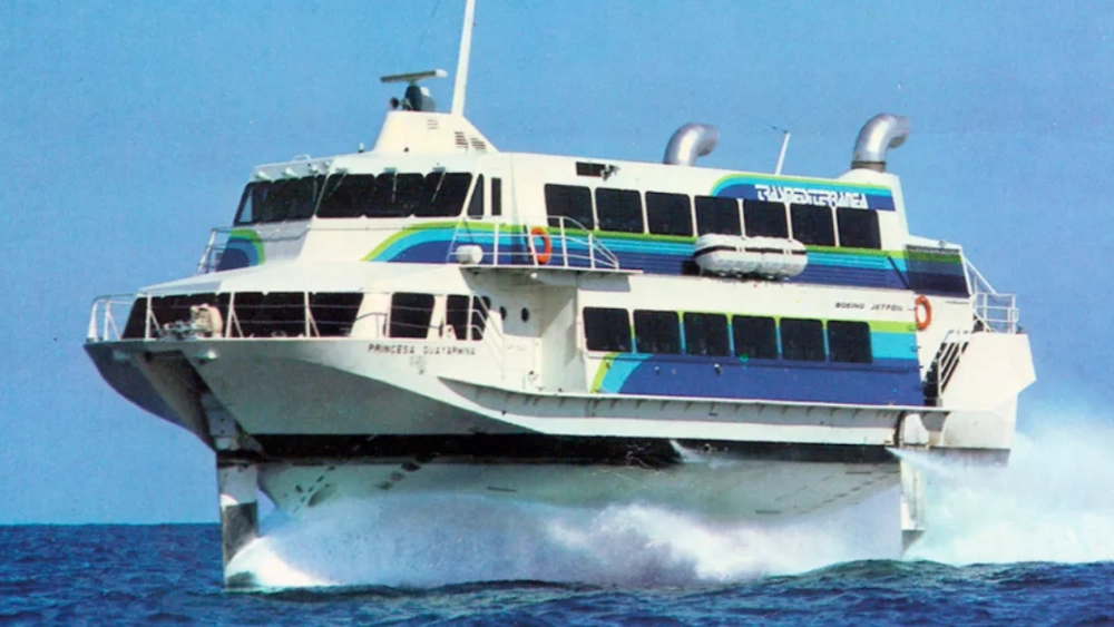 El Jet Foil de Trasmediterránea en Canarias./ ARCHIVO El Jet Foil de Trasmediterránea en Canarias./ ARCHIVO