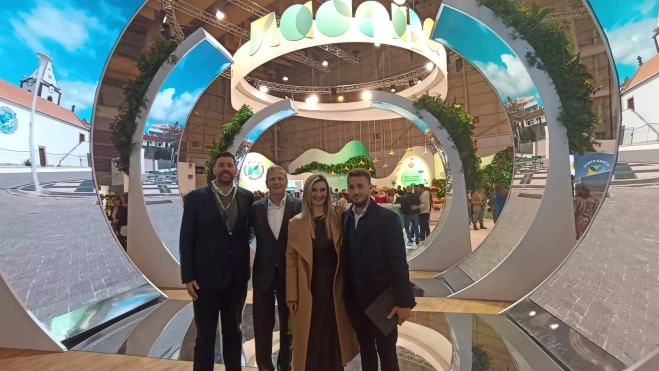 Representantes de Binter en la Bolsa de Turismo de Lisboa. / AH Representantes de Binter en la Bolsa de Turismo de Lisboa. / AH