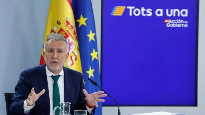 El ministro de Política Territorial y Memoria Democrática, Ángel Víctor Torres, durante una rueda de prensa posterior a la reunión del Consejo de Ministros. / EFE El ministro de Política Territorial y Memoria Democrática, Ángel Víctor Torres, durante una rueda de prensa posterior a la reunión del Consejo de Ministros. / EFE