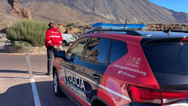 Policía Canaria en el Teide. / CABILDO DE TENERIFE Policía Canaria en el Teide. / CABILDO DE TENERIFE