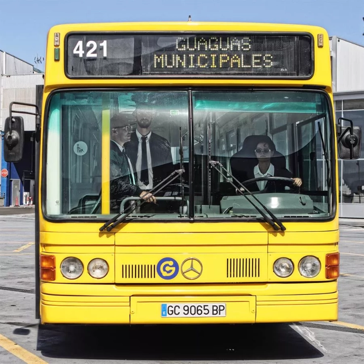 Homenaje a Angelita Pérez, primera mujer chófer en Guaguas Municipales de Las Palmas de Gran Canaria. / EFE / Canarias Retro Homenaje a Angelita Pérez, primera mujer chófer en Guaguas Municipales de Las Palmas de Gran Canaria. / EFE / Canarias Retro