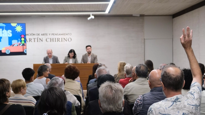 Darias presenta a los vecinos y vecinas de La Isleta el estudio de movilidad de la calle Dr. José Guerra Navarro 03 Darias presenta a los vecinos y vecinas de La Isleta el estudio de movilidad de la calle Dr. José Guerra Navarro 03