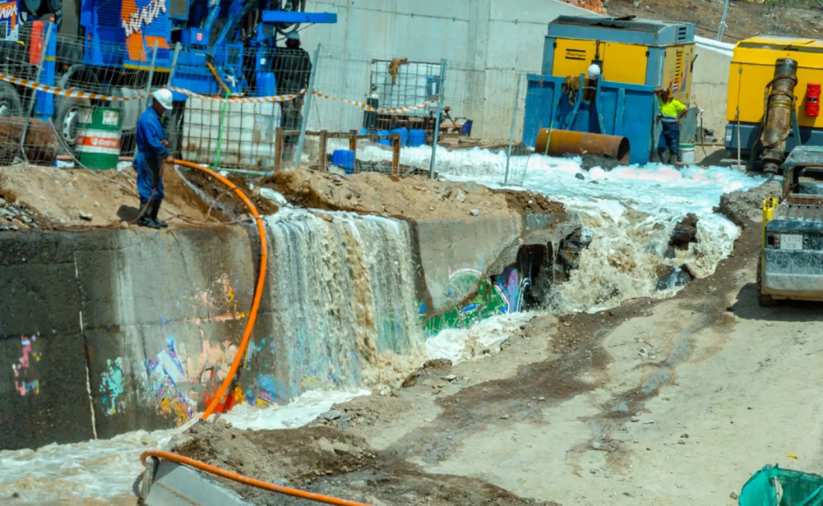 Vertido en el barranco de Troya, entre Arona y Adeje./ FELIPE RAVINA Vertido en el barranco de Troya, entre Arona y Adeje./ FELIPE RAVINA