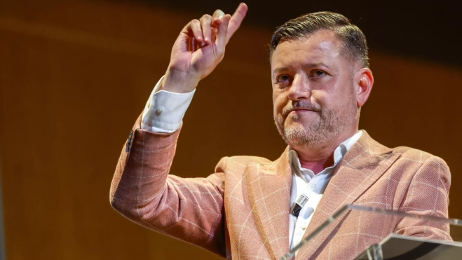 Teodoro Sosa, durante el acto de presentación de Municipalistas Primero Canarias. / ELVIRA URQUIJO A.-EFE Teodoro Sosa, durante el acto de presentación de Municipalistas Primero Canarias. / ELVIRA URQUIJO A.-EFE